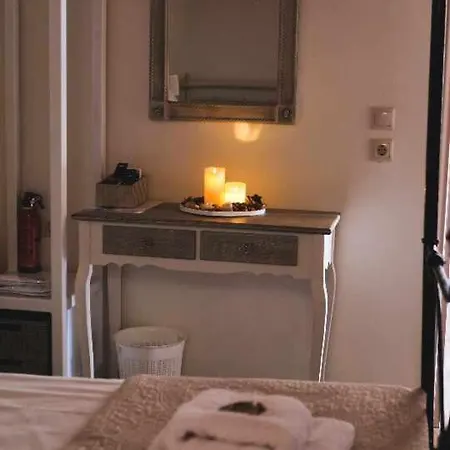 Kleanthe Guest house Chalki Town