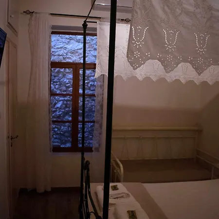 Kleanthe Guest house *