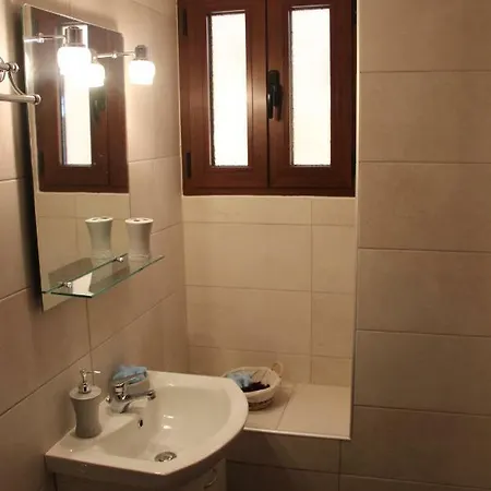 Kleanthe Guest house *