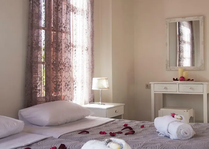 Kleanthe Chalki Town